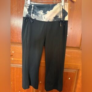 Lululemon leggings, size 6